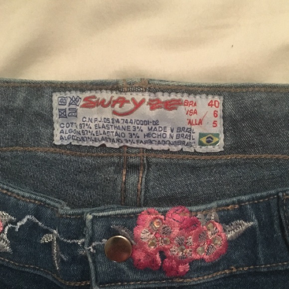 Jeans - Picture 3 of 3